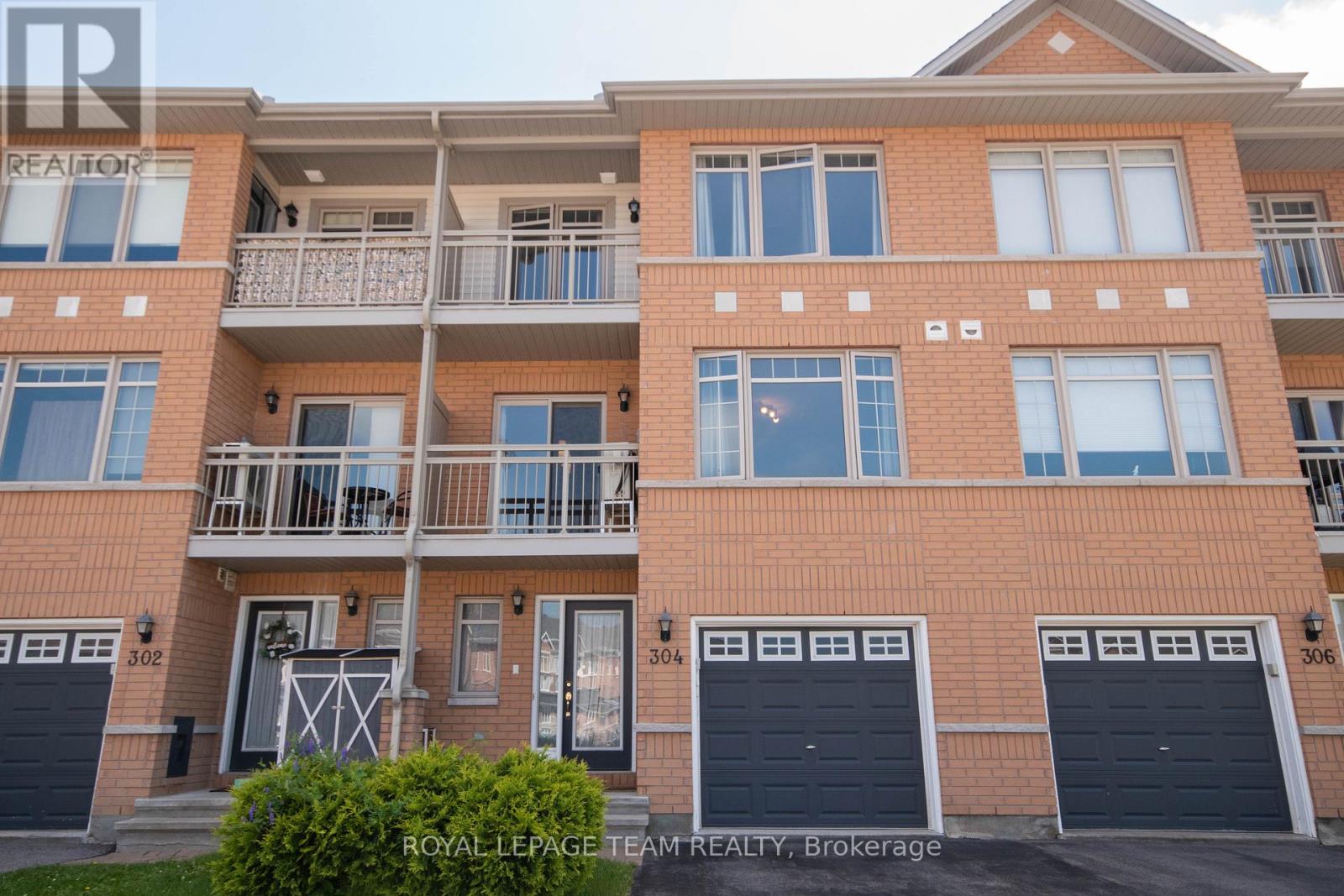 304 CITIPLACE DRIVE, Ottawa, Ontario
