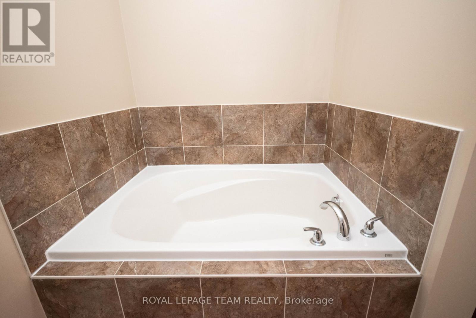 304 Citiplace Drive, Ottawa, Ontario K2E 0A7 - Photo 25 - X13469192