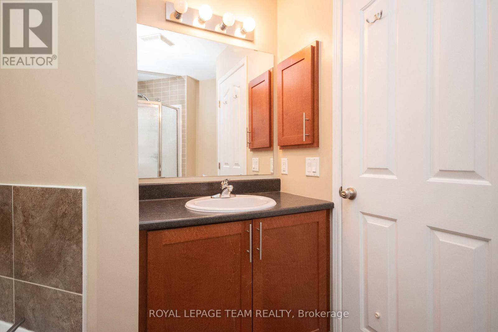 304 Citiplace Drive, Ottawa, Ontario K2E 0A7 - Photo 6 - X13469192