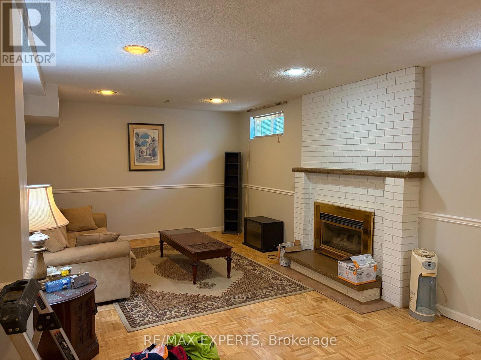 Bsmt - 9 Queen Post Drive, Vaughan, Ontario  L4L 3G2 - Photo 2 - N13178434