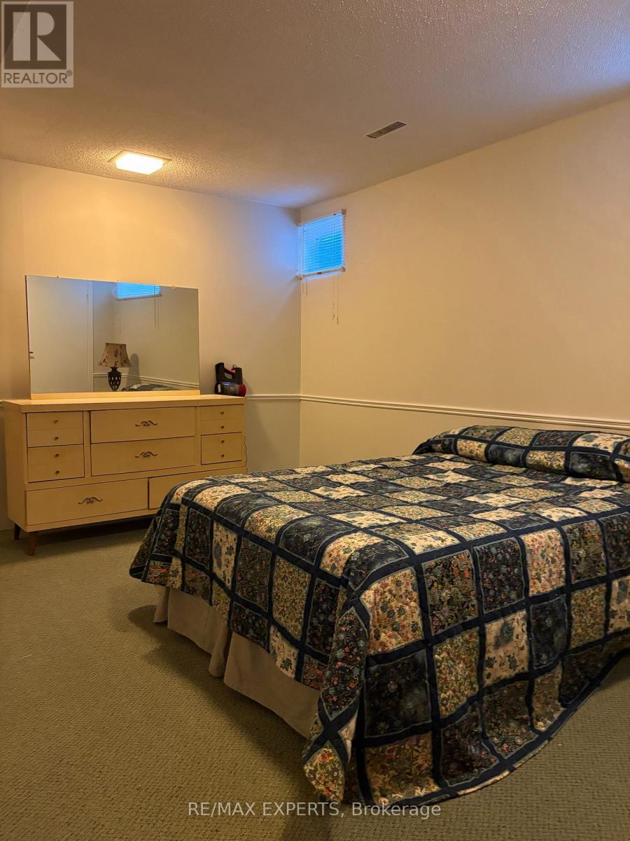 Bsmt - 9 Queen Post Drive, Vaughan, Ontario  L4L 3G2 - Photo 11 - N13178434