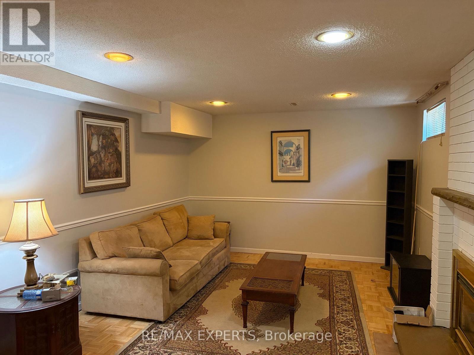 Bsmt - 9 Queen Post Drive, Vaughan, Ontario  L4L 3G2 - Photo 3 - N13178434