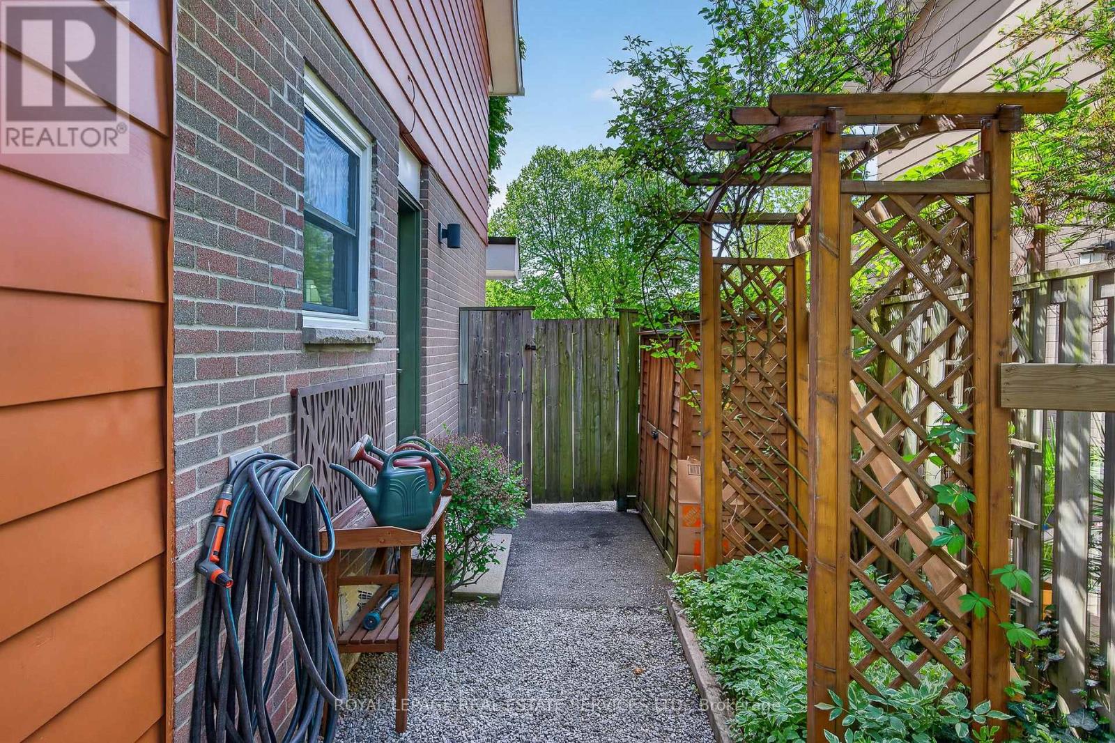 141 Oakdale Drive, Oakville, Ontario L6H 1J4 - Photo 45 - W13160294