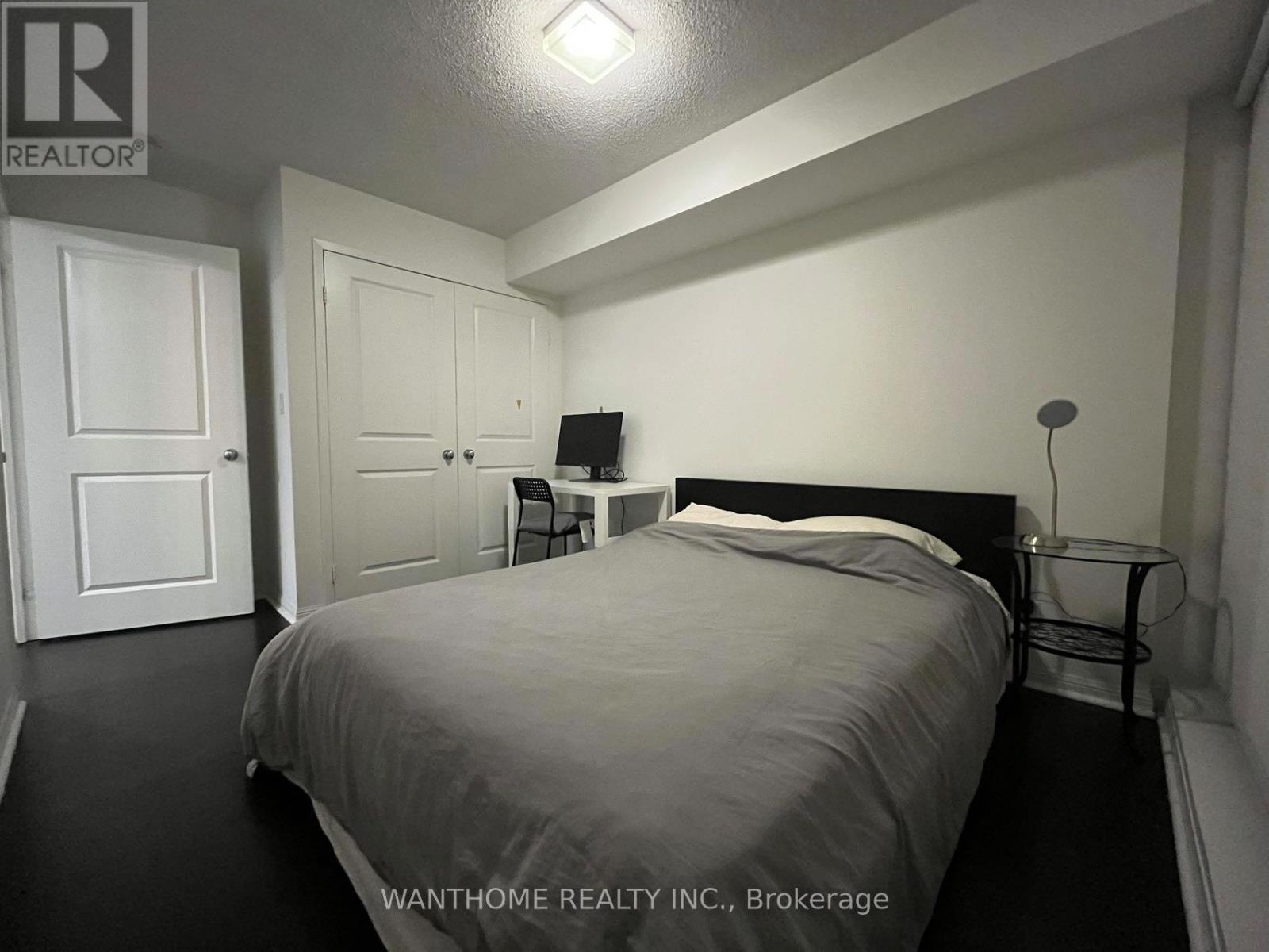 1405 - 11 St Joseph Street, Toronto, Ontario M4Y 3G4 - Photo 13 - C13469128