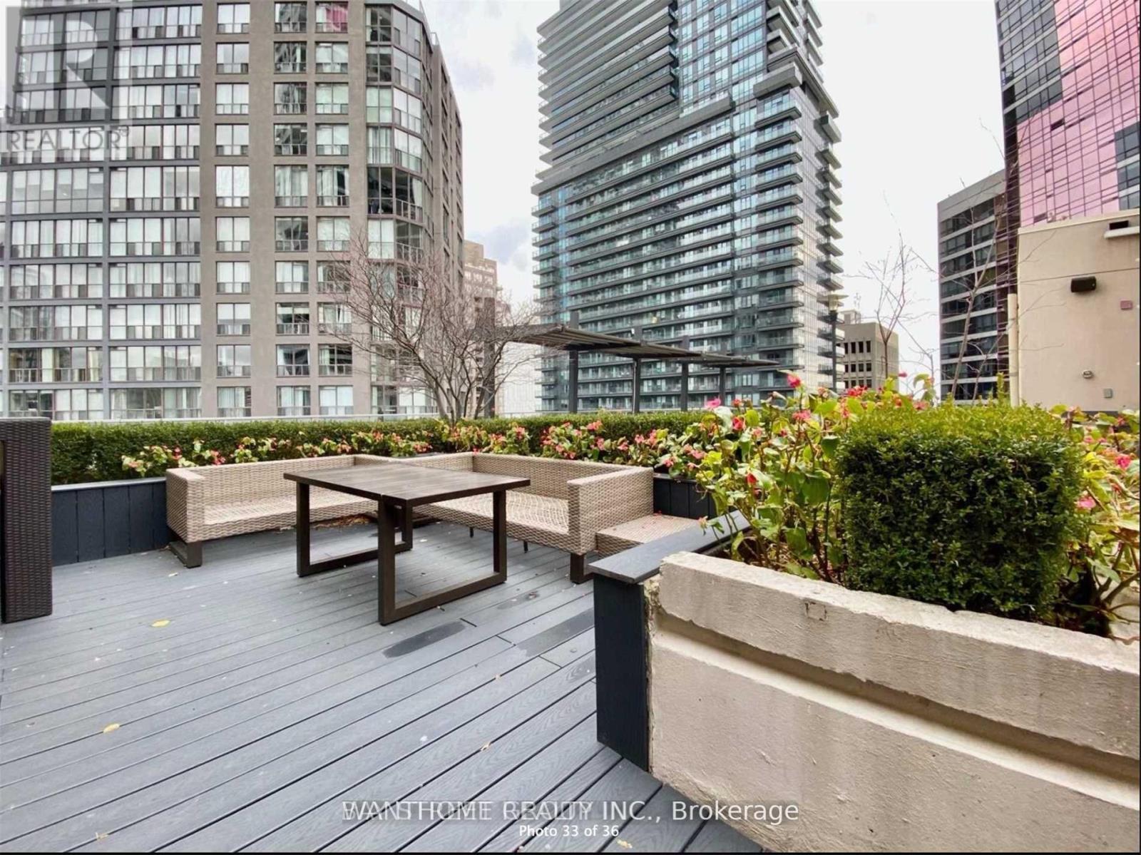 1405 - 11 St Joseph Street, Toronto, Ontario M4Y 3G4 - Photo 24 - C13469128