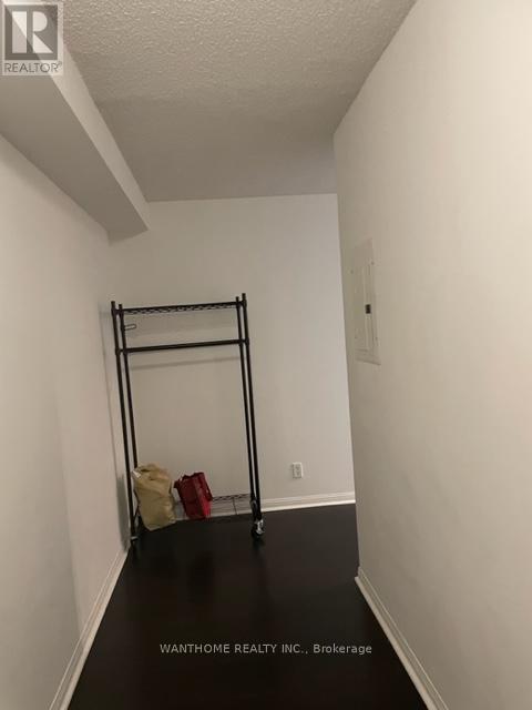 1405 - 11 St Joseph Street, Toronto, Ontario M4Y 3G4 - Photo 5 - C13469128