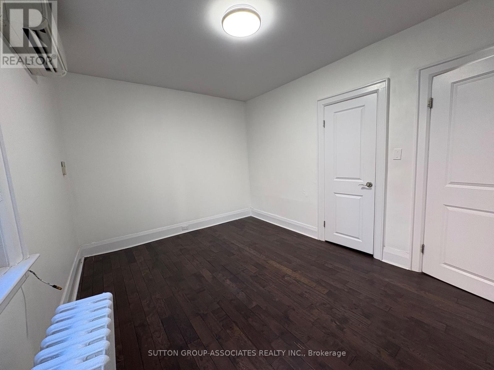 Main - 101 Burnside Drive, Toronto, Ontario  M6G 2M9 - Photo 14 - C13469138