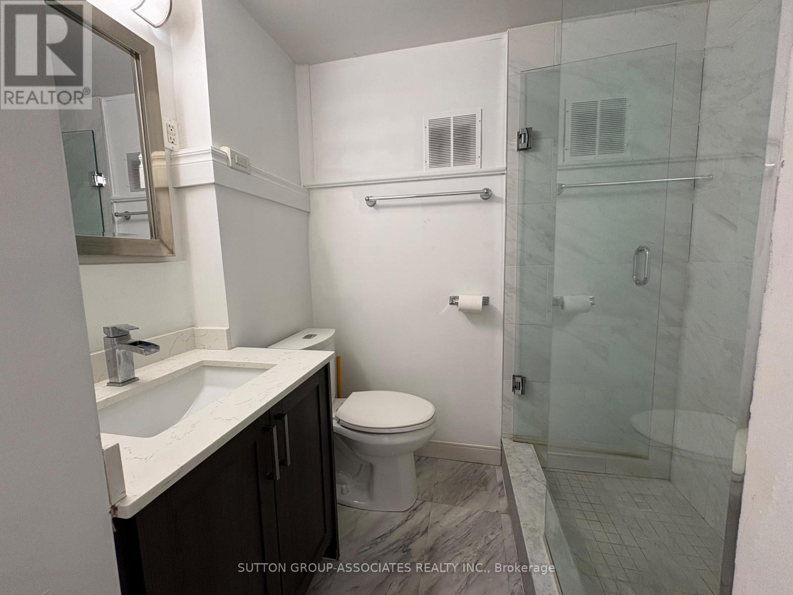 Main - 101 Burnside Drive, Toronto, Ontario  M6G 2M9 - Photo 16 - C13469138