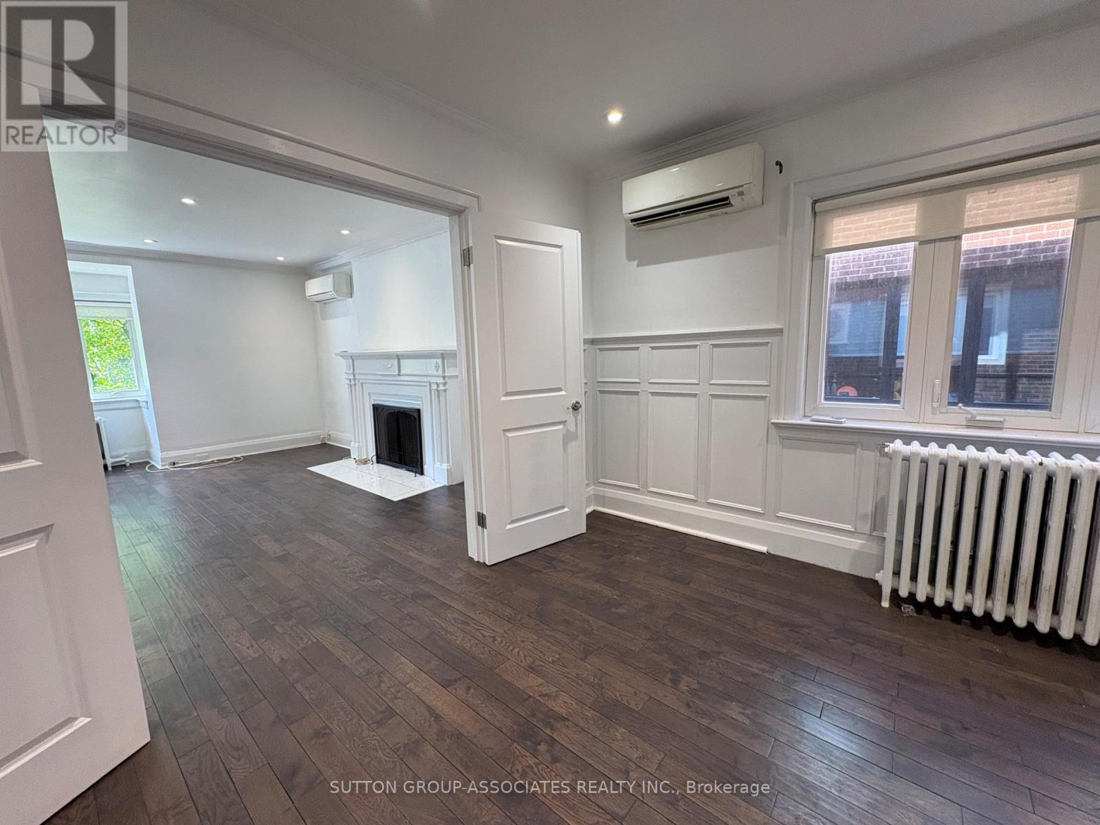Main - 101 Burnside Drive, Toronto, Ontario  M6G 2M9 - Photo 8 - C13469138