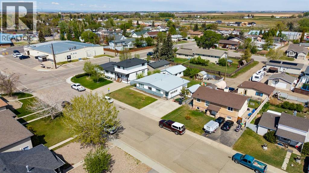 605 50 Avenue, Coalhurst, Alberta  T0L 0V0 - Photo 41 - A2313782