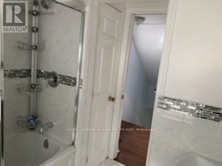 Upper - 94 Woodfern Drive, Toronto, Ontario M1K 2L5 - Photo 7 - E13469152