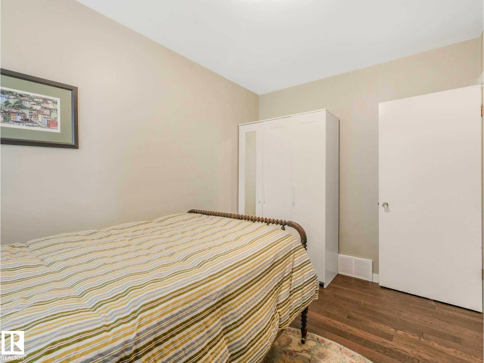 10807 135 St NW, Edmonton, Alberta  T5M 1J8 - Photo 33 - E4494763