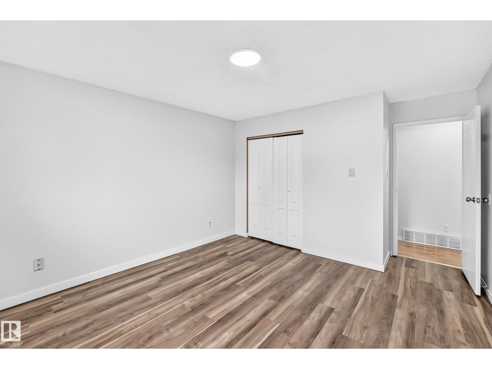 1103 56 St NW, Edmonton, Alberta  T6L 1Y4 - Photo 19 - E4494766