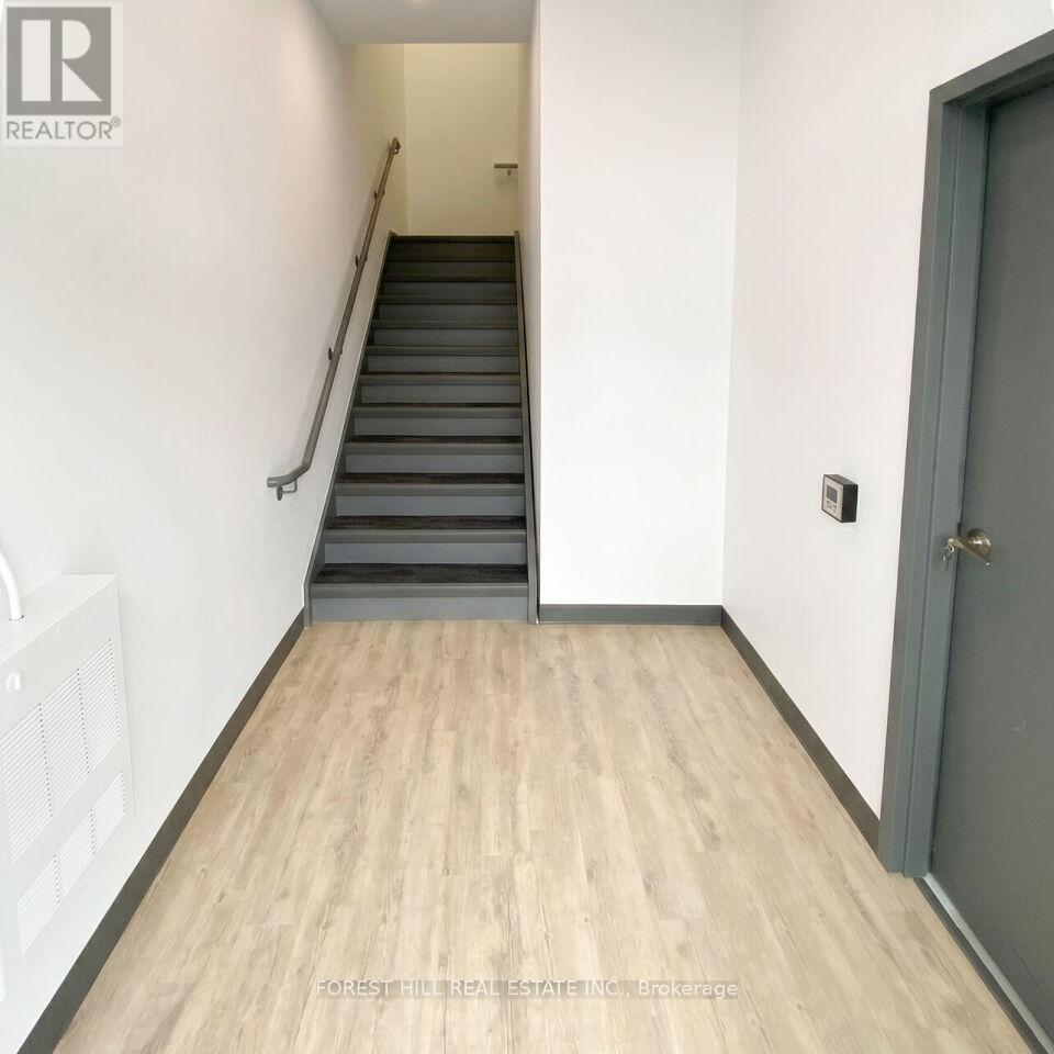 B7 - 465 Harry Walker Parkway S, Newmarket, Ontario  L3Y 8T8 - Photo 7 - N13469184