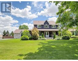35 CAMPBELL DRIVE, Uxbridge, Ontario