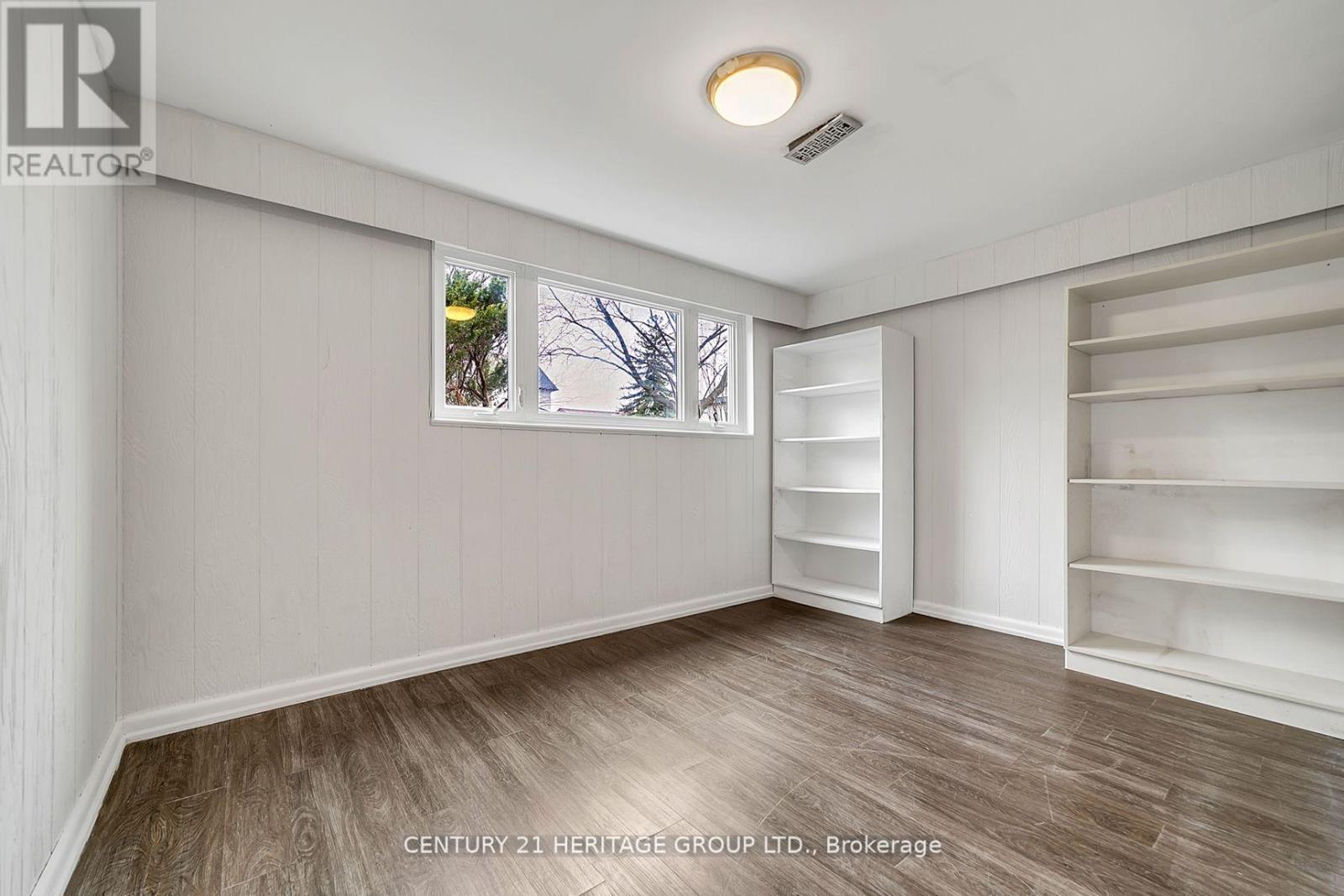 Bsmt - 31 Larabee Crescent, Toronto, Ontario M3A 3E6 - Photo 8 - C13469154