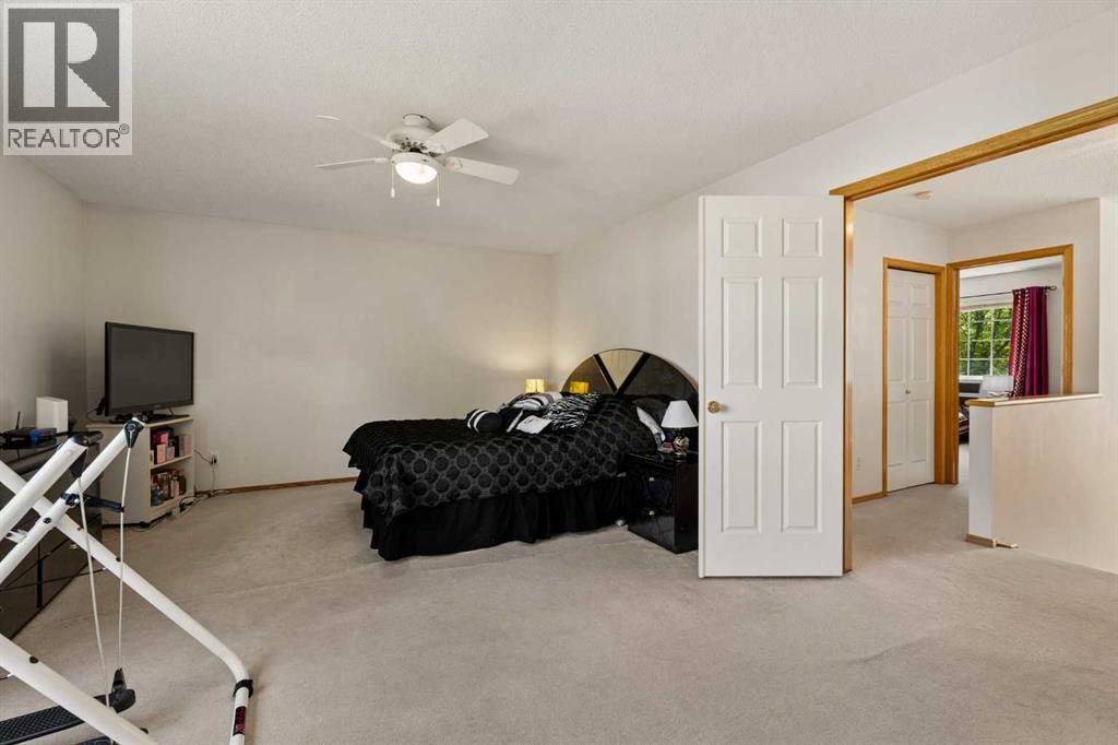 72 Douglas Glen Heights Se, Calgary, Alberta  T2Z 3T5 - Photo 21 - A2322067