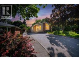 17 FLYNN Avenue, Cambridge, Ontario