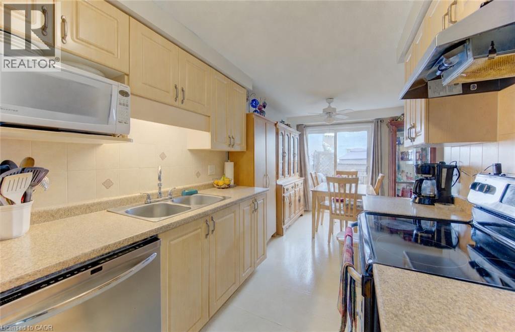 60 Foxglove Crescent, Kitchener, Ontario  N2E 3Y7 - Photo 12 - 40841305