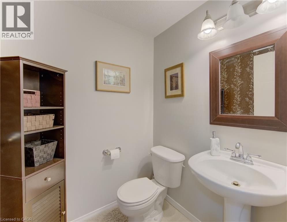 60 Foxglove Crescent, Kitchener, Ontario  N2E 3Y7 - Photo 13 - 40841305