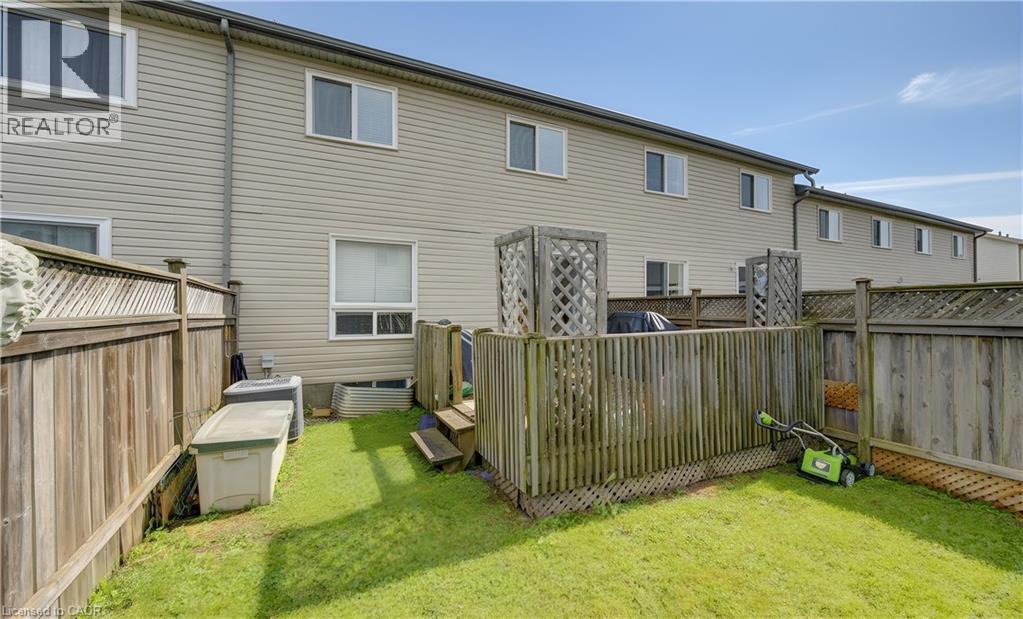 60 Foxglove Crescent, Kitchener, Ontario  N2E 3Y7 - Photo 25 - 40841305