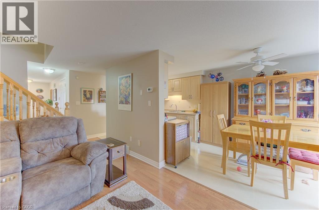 60 Foxglove Crescent, Kitchener, Ontario  N2E 3Y7 - Photo 8 - 40841305