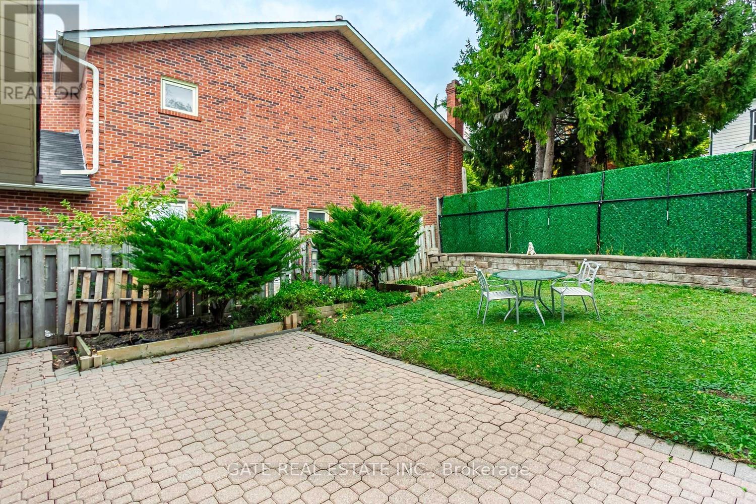 60 Scott Street, Brampton, Ontario  L6V 1S3 - Photo 34 - W13469112