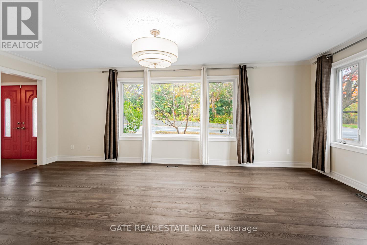 60 Scott Street, Brampton, Ontario  L6V 1S3 - Photo 4 - W13469112