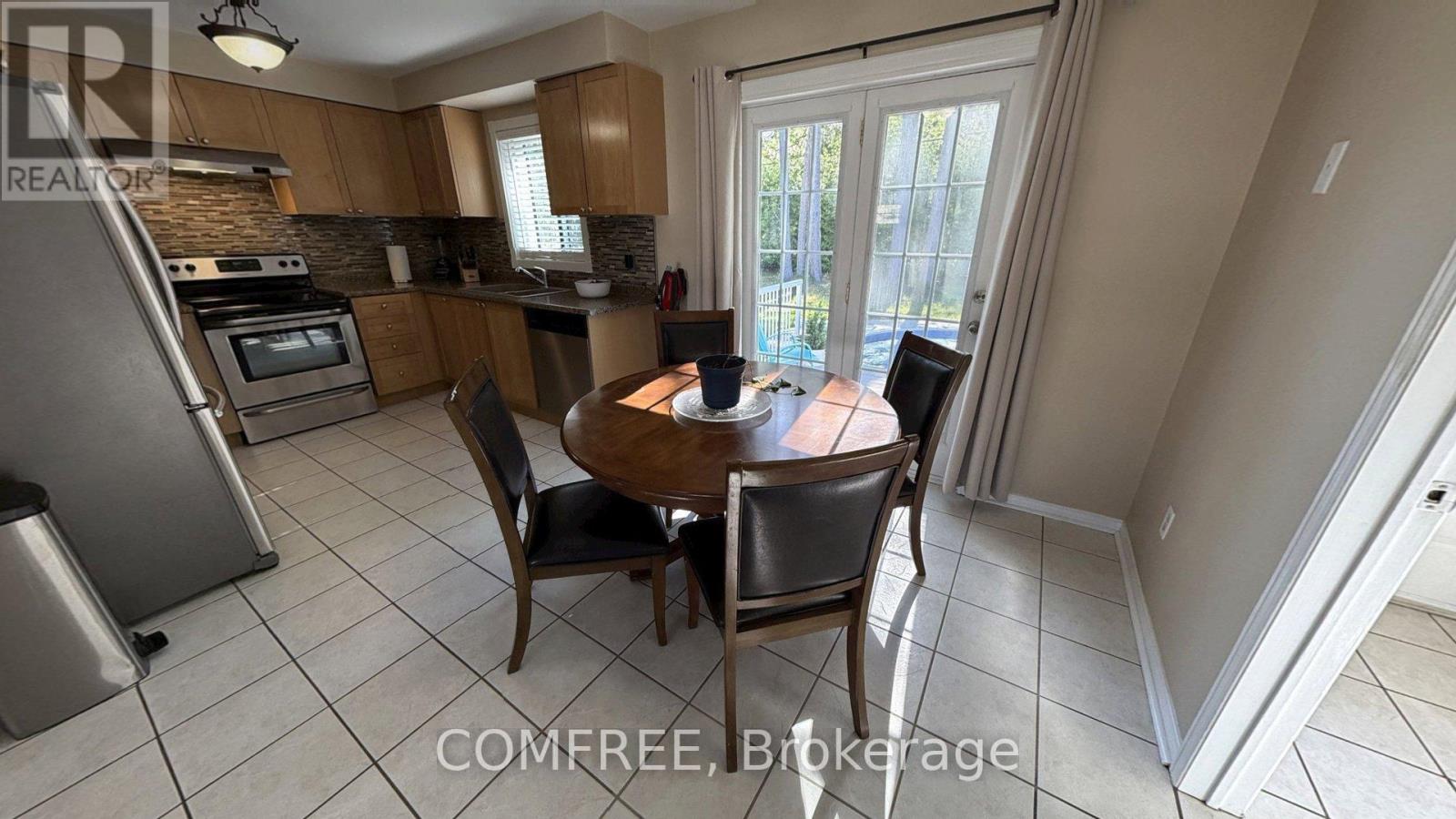 9 Birdie Court, Wasaga Beach, Ontario  L9Z 1C1 - Photo 8 - S13469322