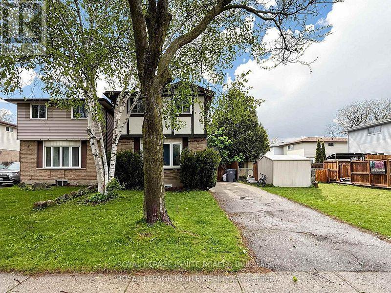 6 UPTON CRESCENT, Guelph, Ontario