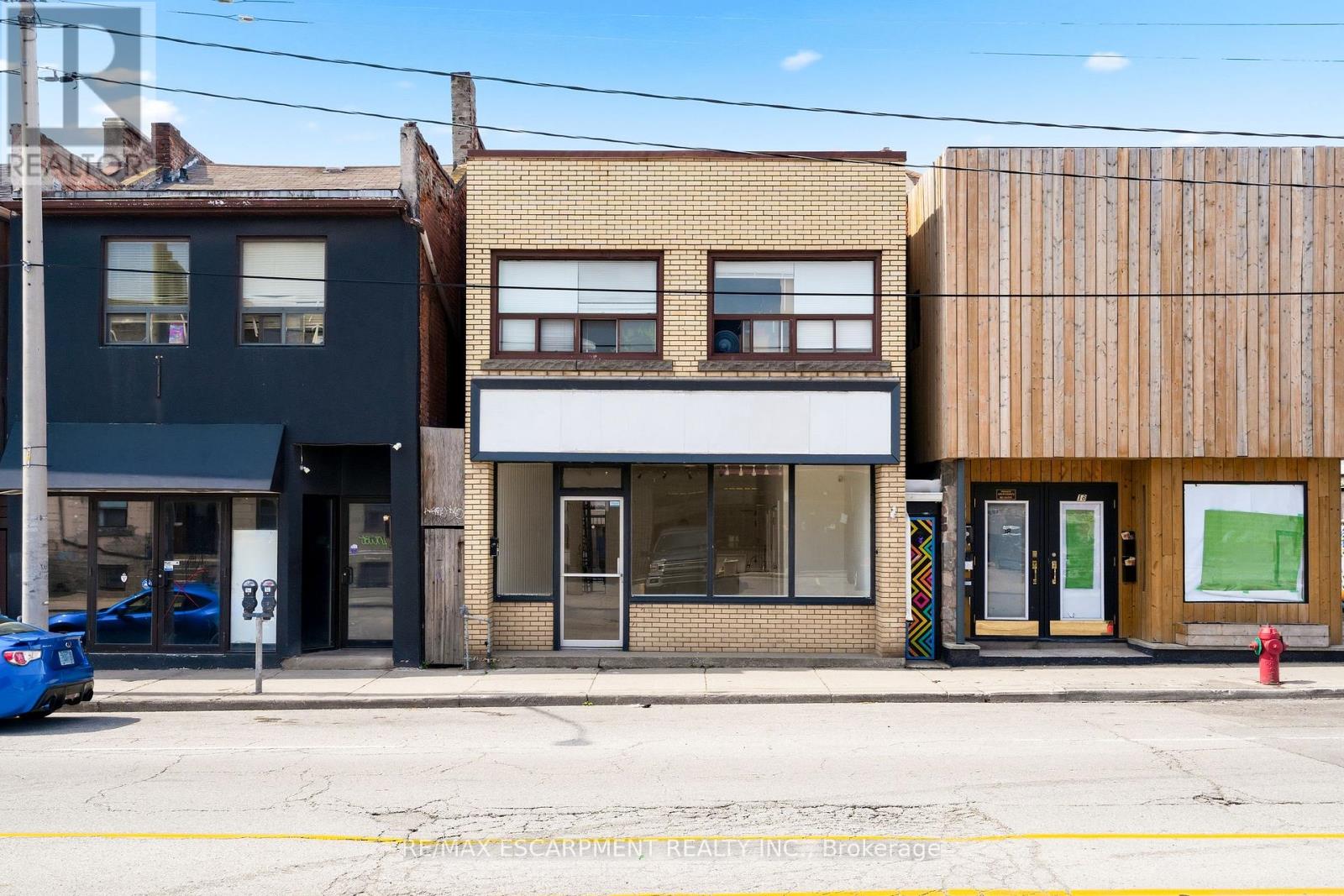 20 BARTON STREET E, Hamilton, Ontario