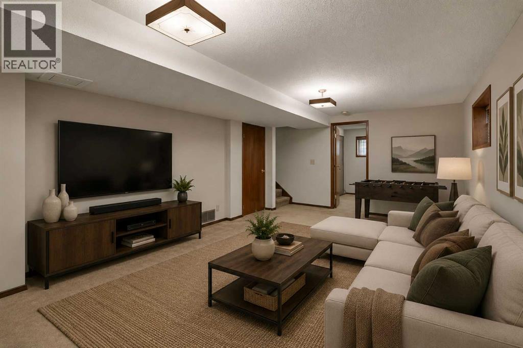 27 Woodgreen Place SW, Calgary, Alberta  T2W 4A3 - Photo 24 - A2321722