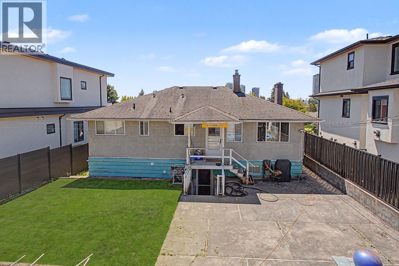 Listing image 14