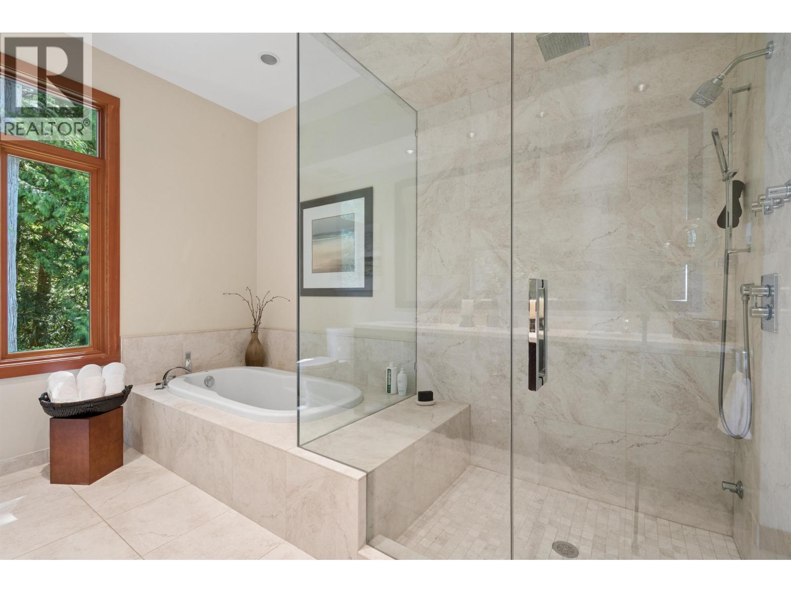 9269 Jorgensen Drive, Halfmoon Bay, British Columbia V7Z 1B4 - Photo 21 - R3137964