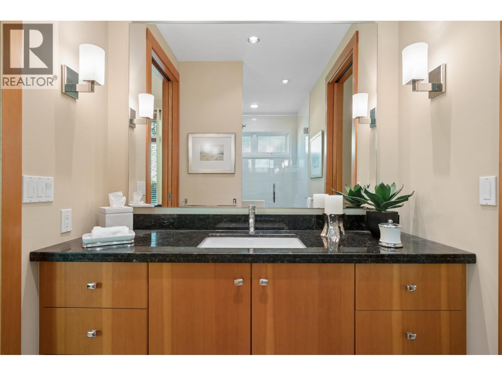 9269 Jorgensen Drive, Halfmoon Bay, British Columbia V7Z 1B4 - Photo 30 - R3137964