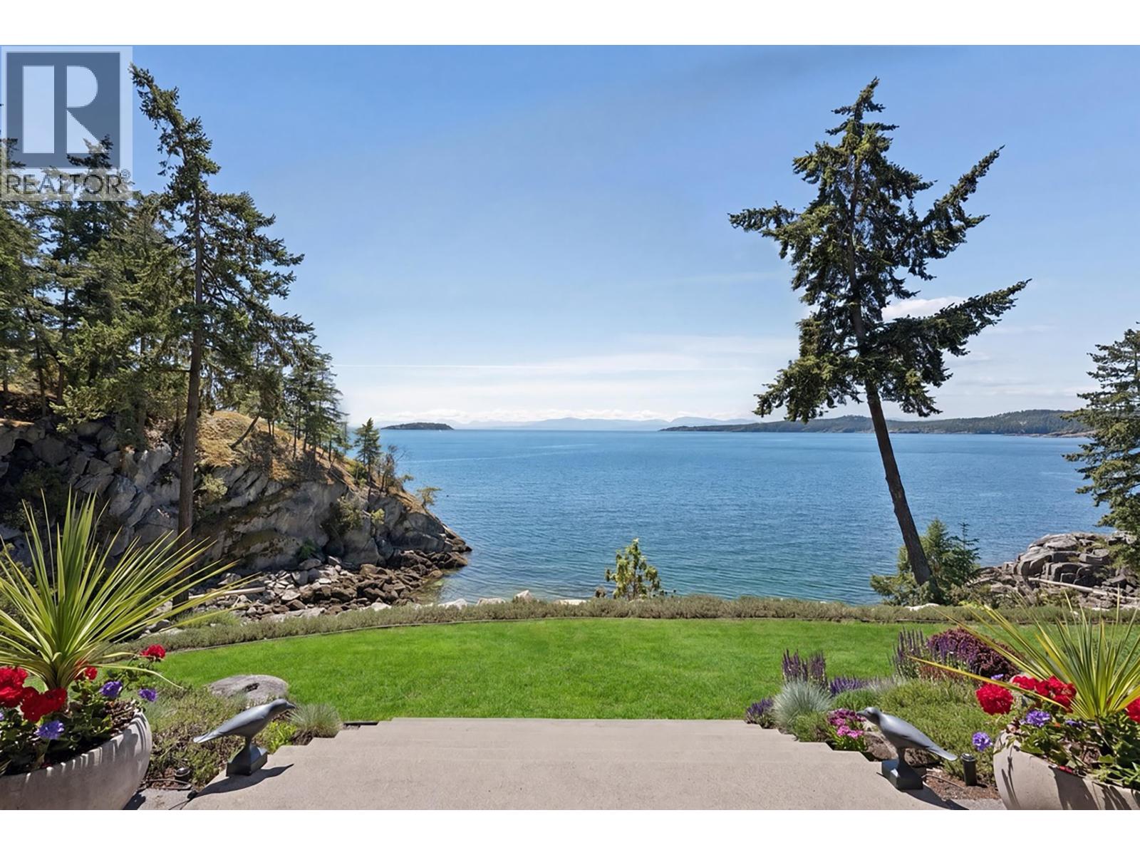 9269 Jorgensen Drive, Halfmoon Bay, British Columbia V7Z 1B4 - Photo 5 - R3137964
