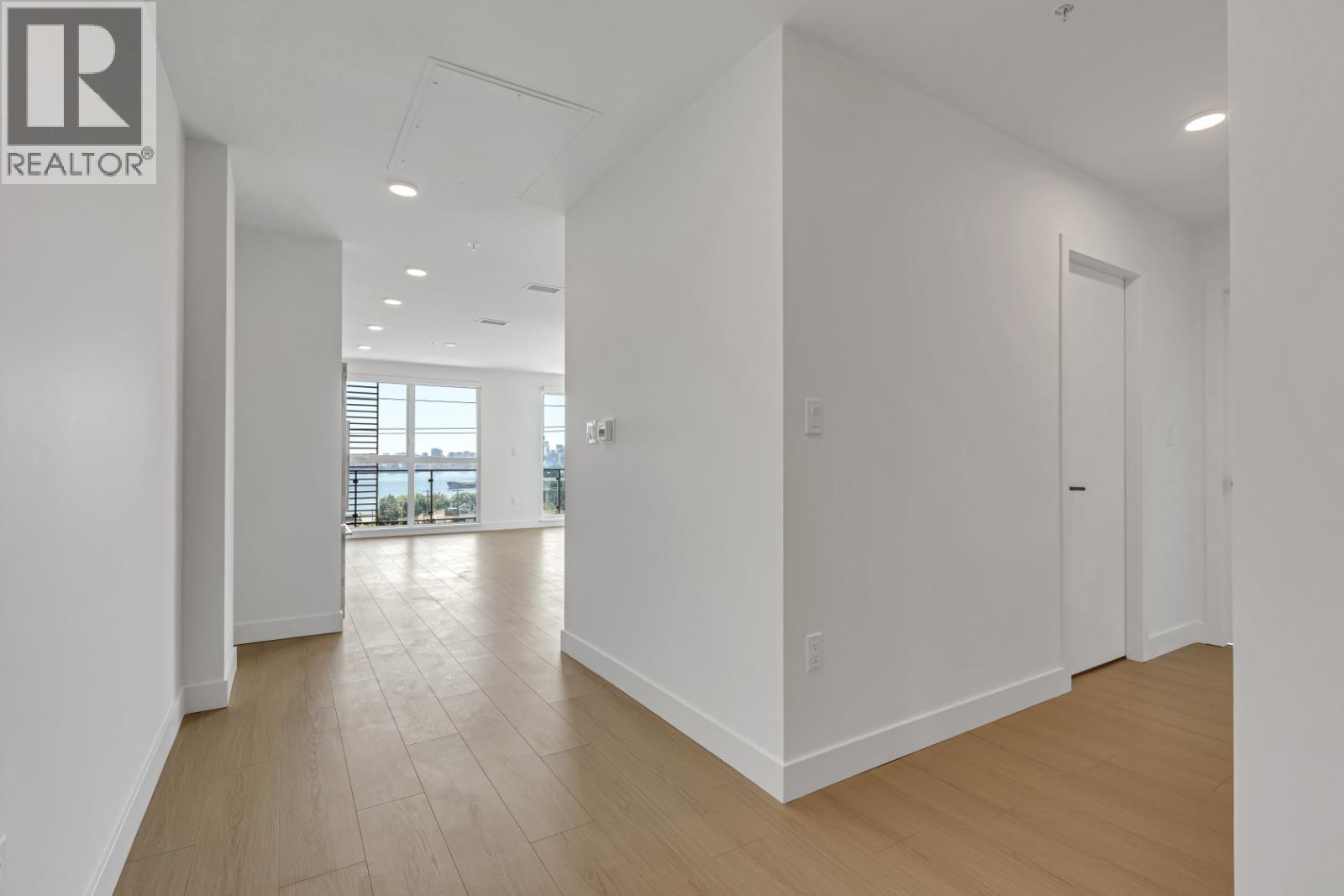 401 422 E 3rd Street, North Vancouver, British Columbia  V7L 0K1 - Photo 19 - R3137949