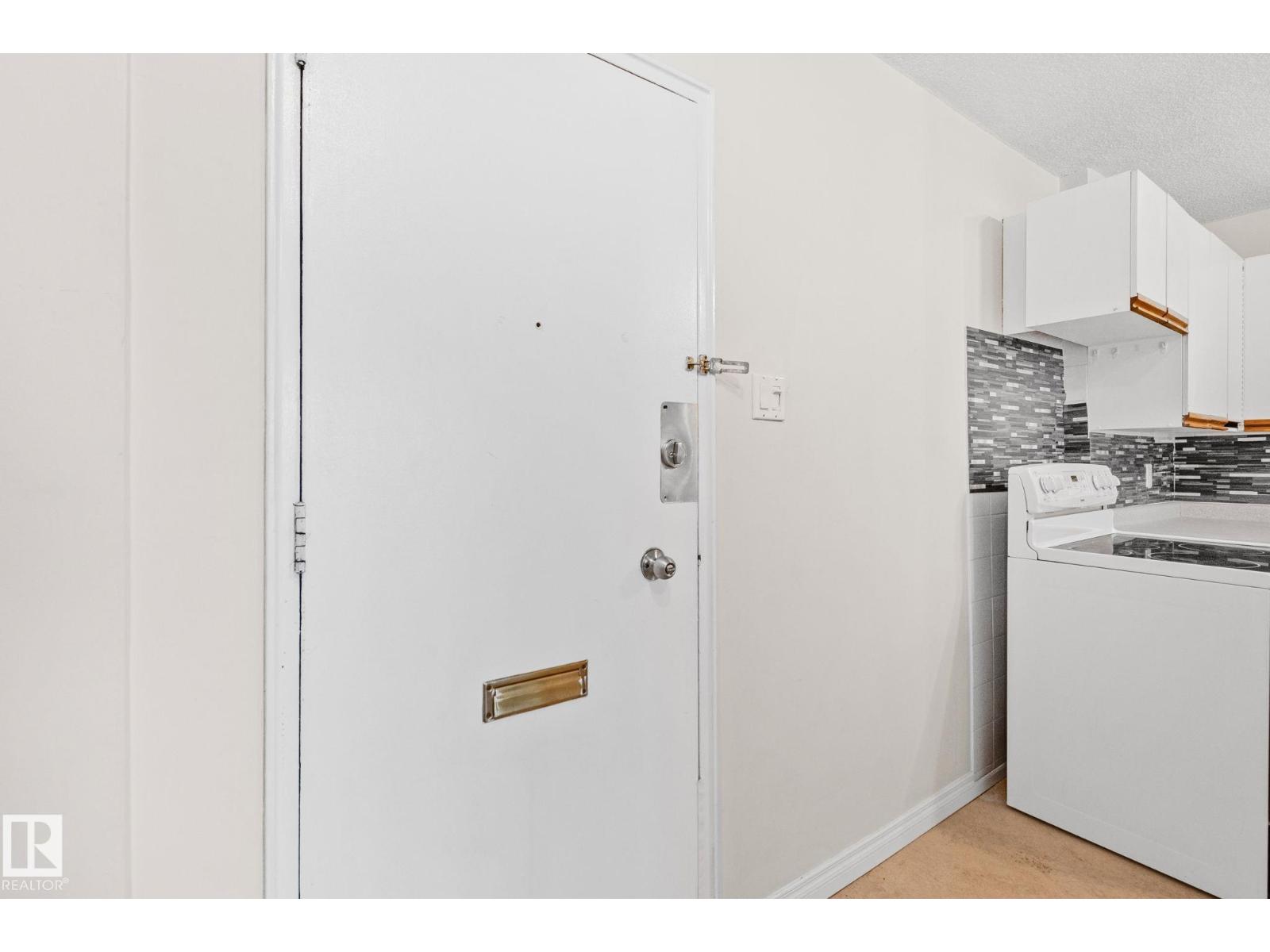 #205 9940 112 St Nw, Edmonton, Alberta  T5K 1L8 - Photo 6 - E4494780
