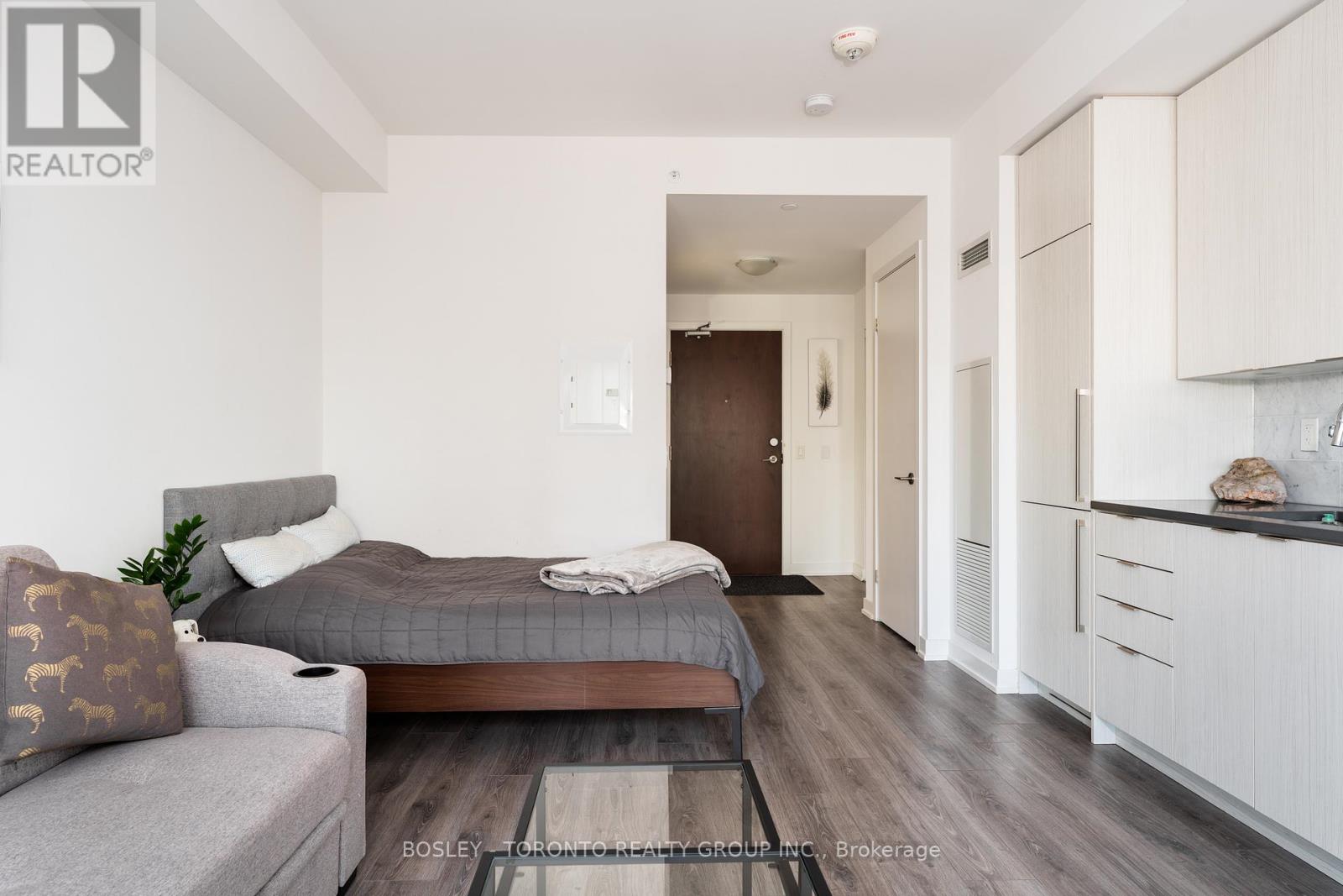 2002 - 38 IANNUZZI STREET - Photo 17
