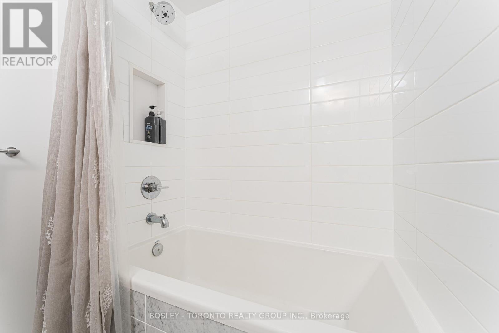 2002 - 38 IANNUZZI STREET - Photo 27