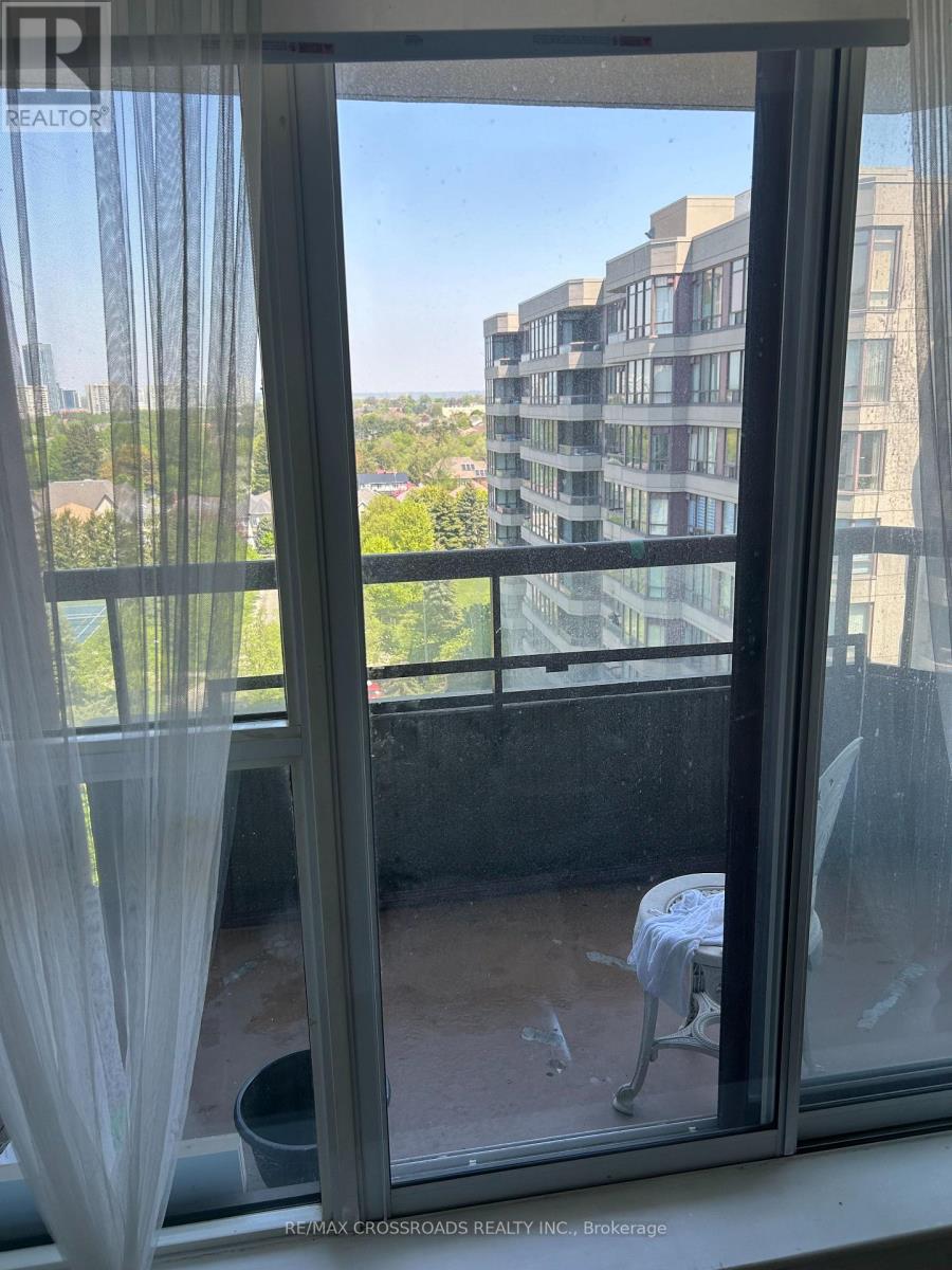 1012 - 91 Townsgate Drive, Toronto, Ontario L4J 8E8 - Photo 5 - C13469252