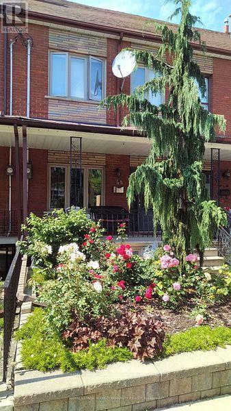 MAIN - 48 ULSTER STREET, Toronto, Ontario