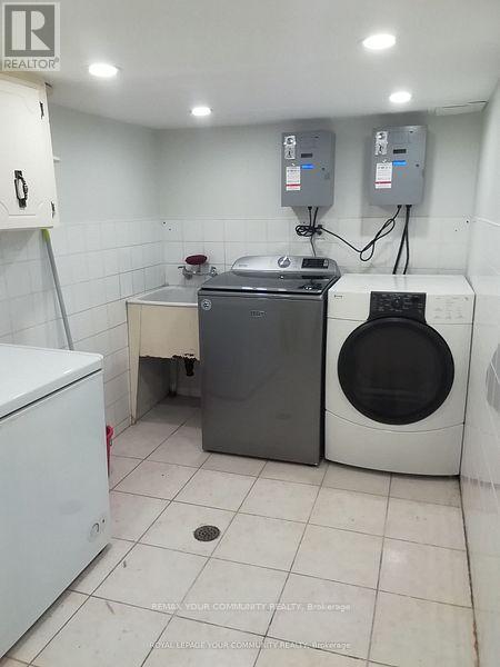 Main - 48 Ulster Street, Toronto, Ontario  M5S 1E3 - Photo 12 - C13469300