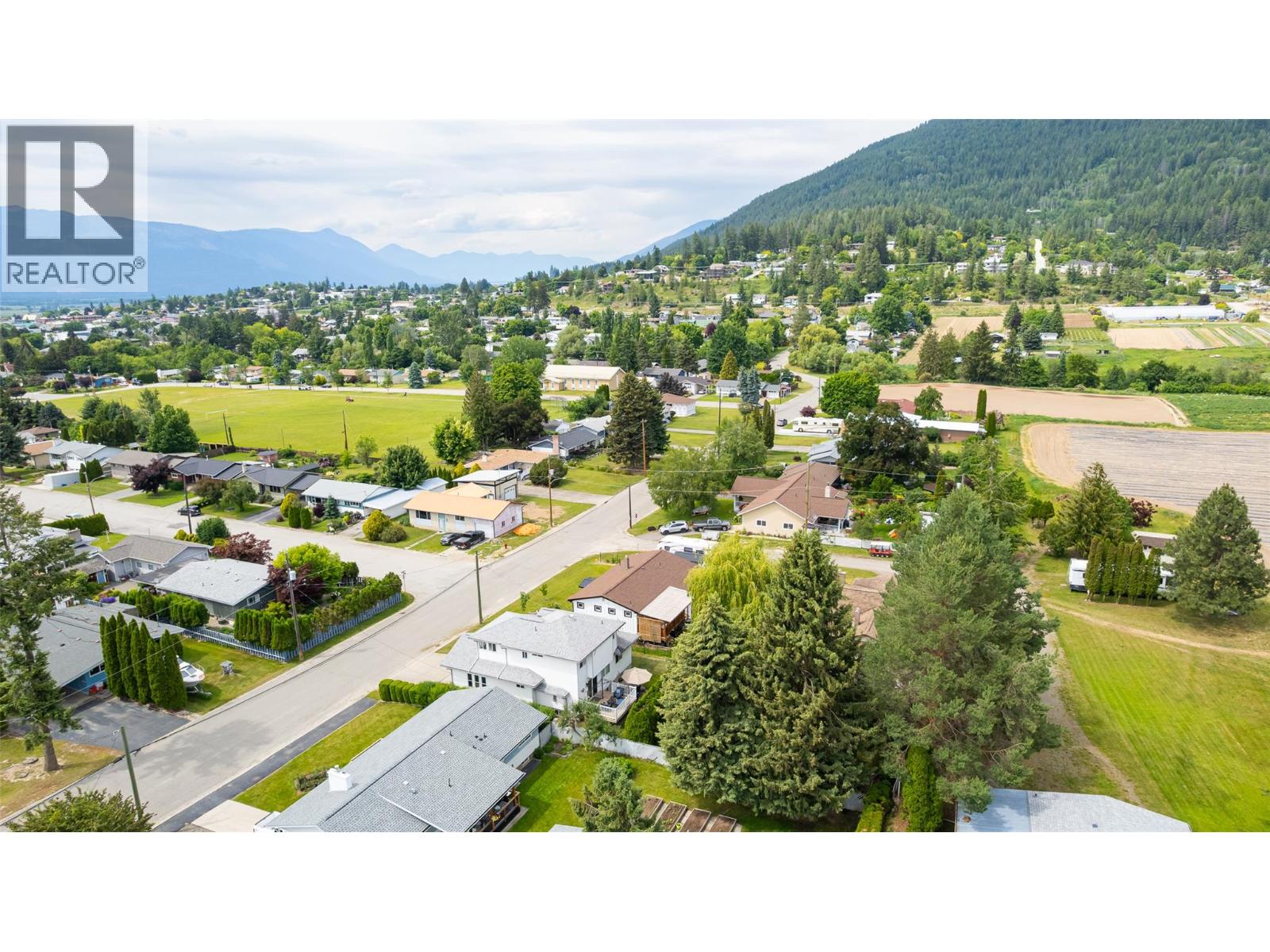 516 25th Avenue S, Creston, British Columbia  V0B 1G5 - Photo 42 - 10391998