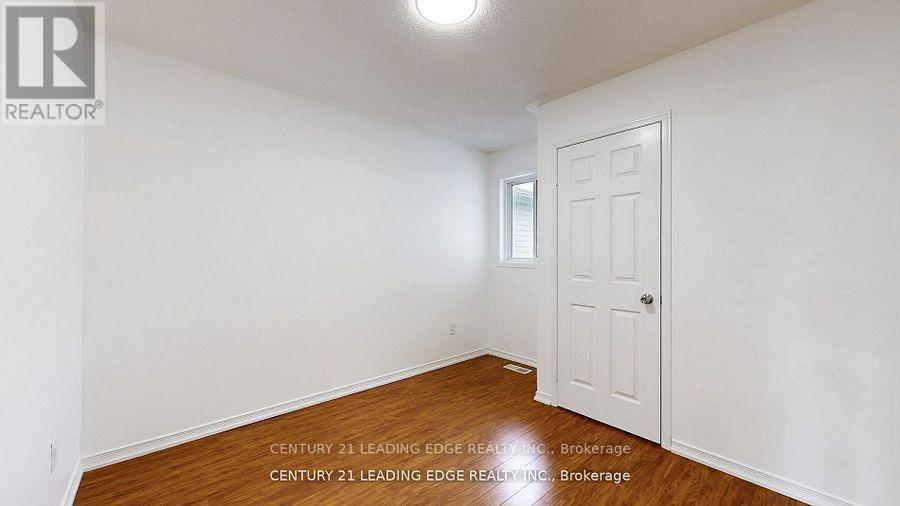 38 Rumi Crescent, Toronto, Ontario  M4A 2X6 - Photo 17 - C13468220
