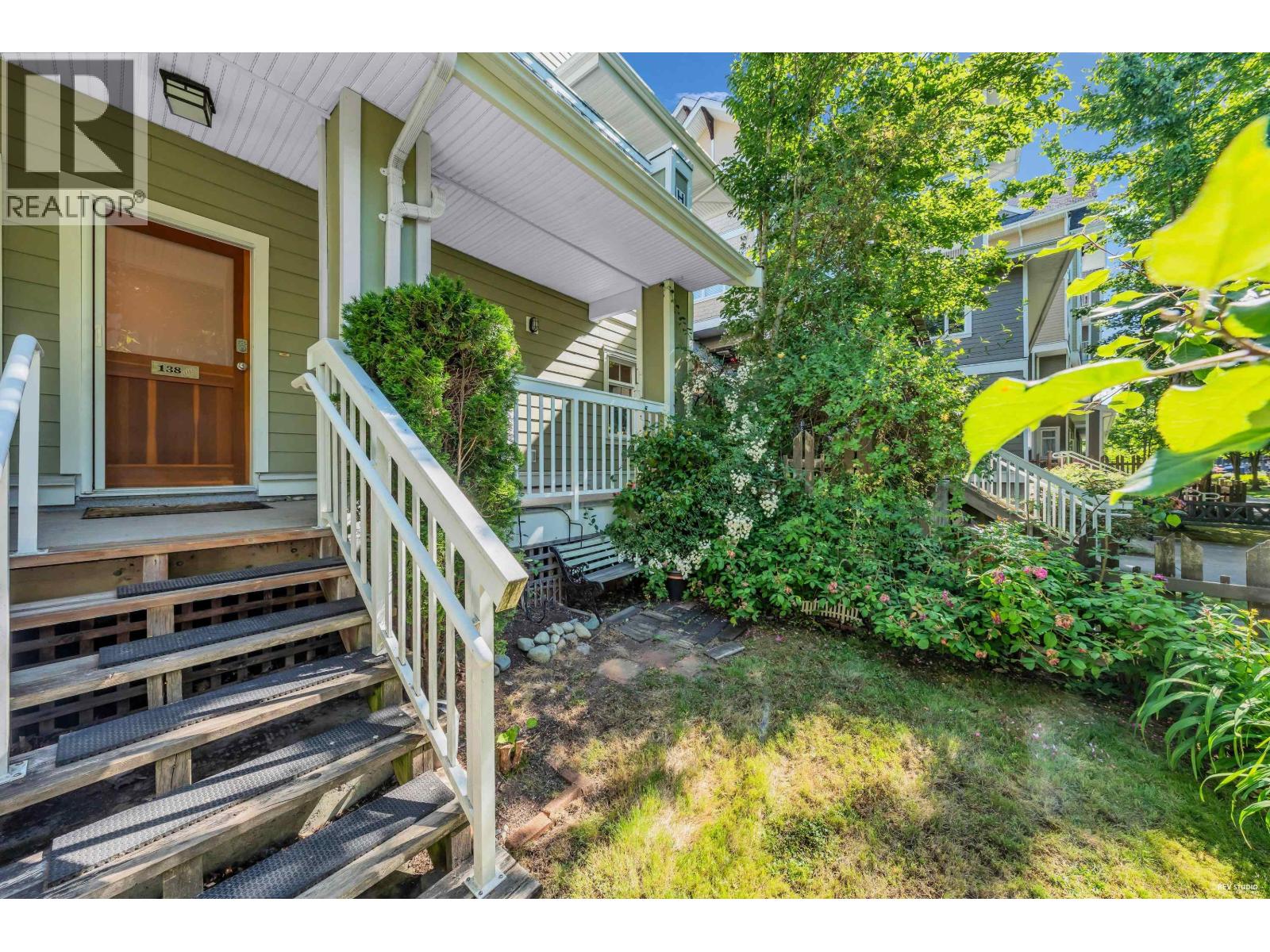138 7388 Macpherson Avenue, Burnaby, British Columbia  V5J 0A1 - Photo 2 - R3137957