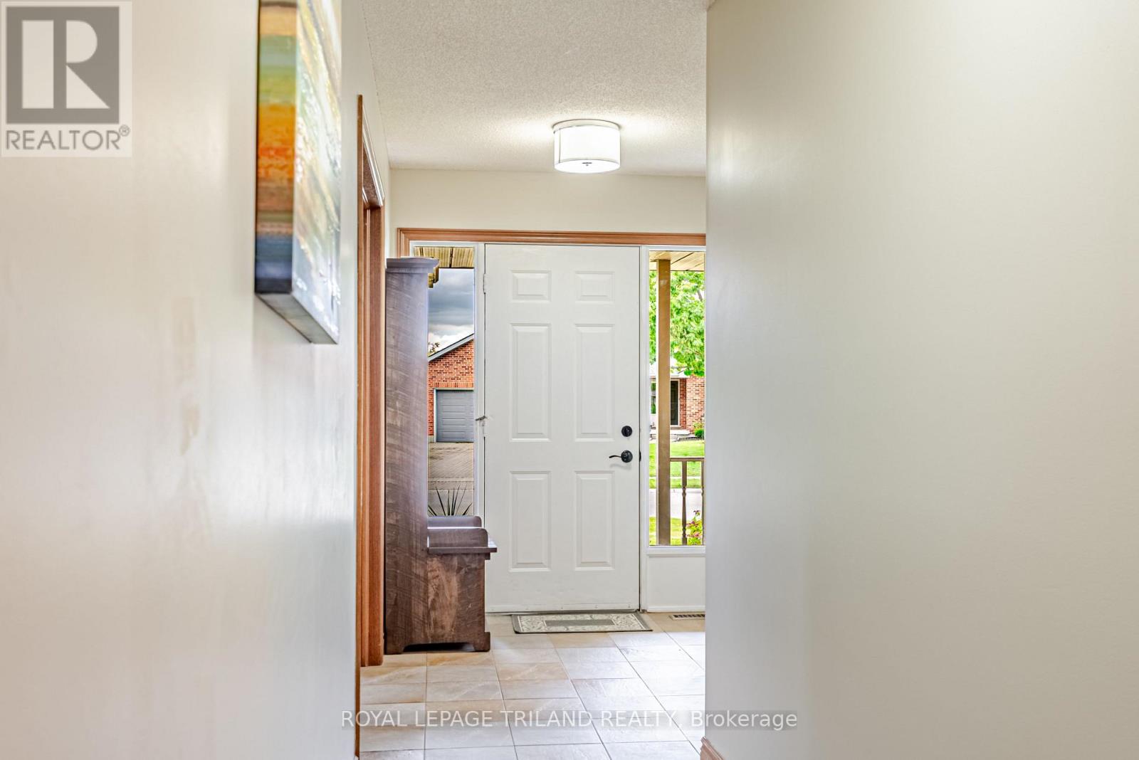 89 Parkview Drive, Thames Centre (Dorchester), Ontario  N0L 1G2 - Photo 11 - X13469374