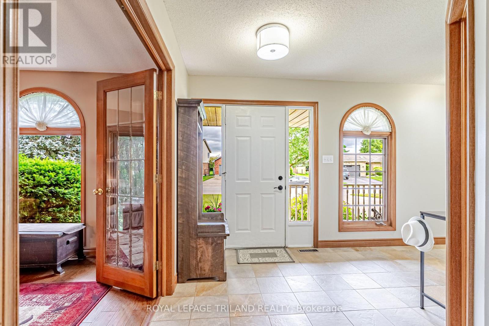 89 Parkview Drive, Thames Centre (Dorchester), Ontario  N0L 1G2 - Photo 12 - X13469374