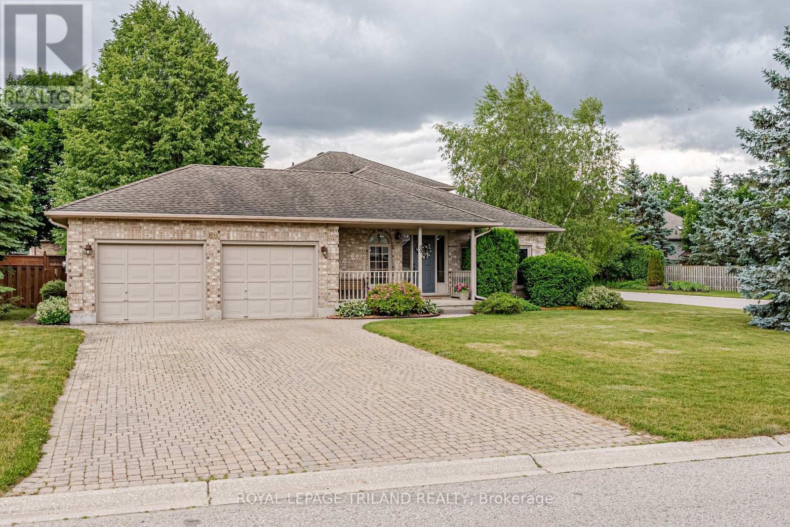 89 Parkview Drive, Thames Centre (Dorchester), Ontario  N0L 1G2 - Photo 2 - X13469374