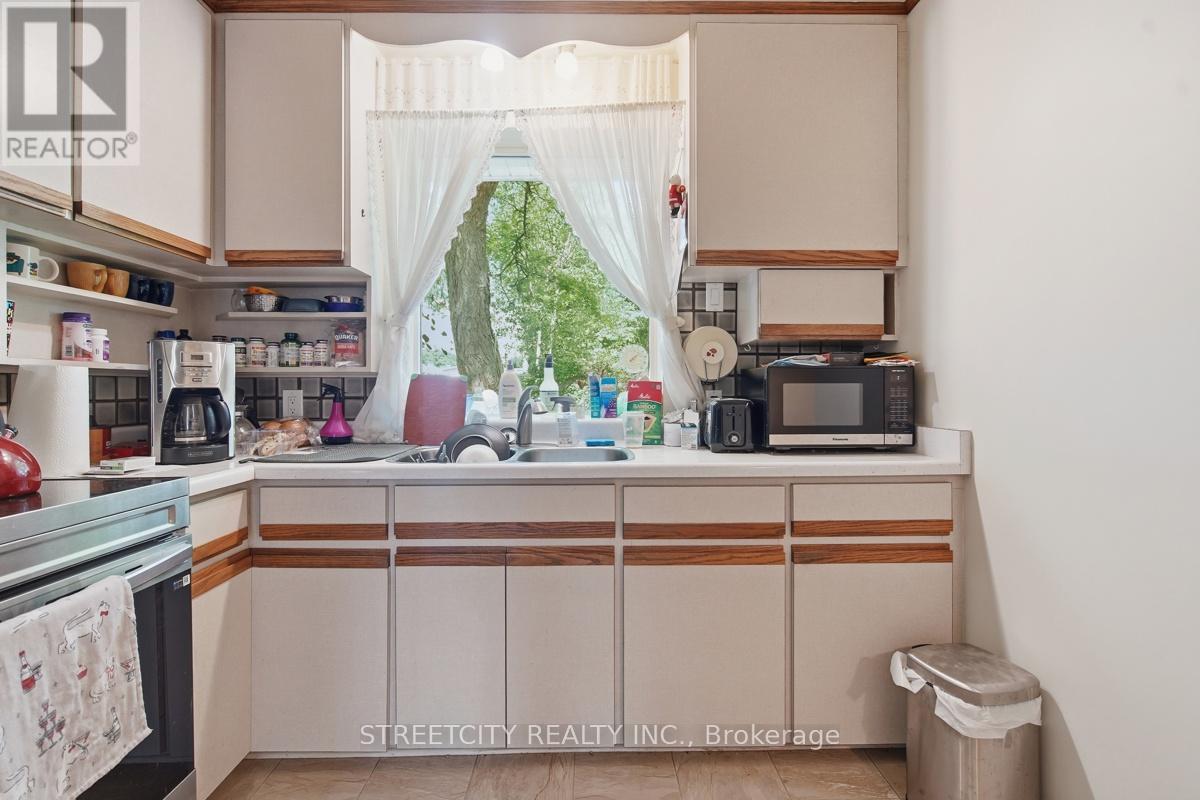 384 Regal Drive, London East, Ontario  N5Y 1J7 - Photo 17 - X13469526